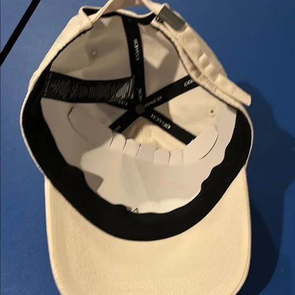NWT Coach White Cap